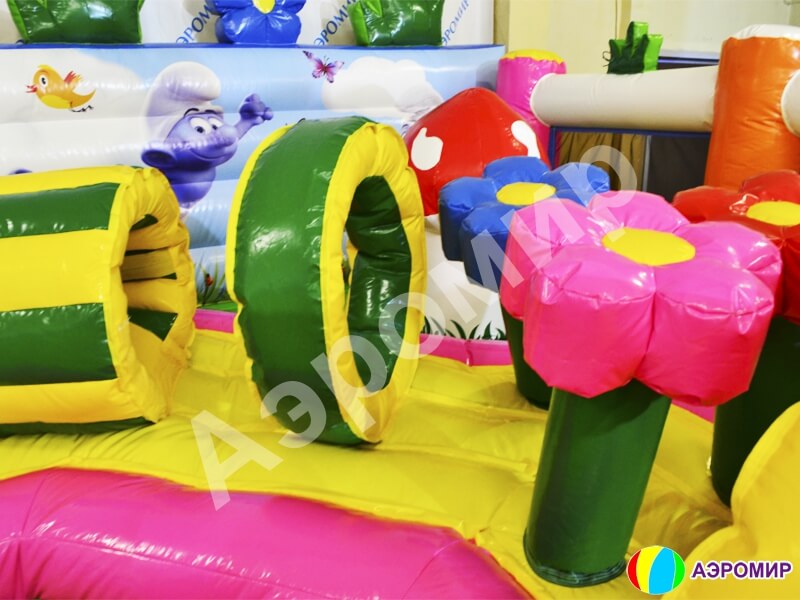 Надувной батут Смурфодом — авторский батут на 88 м²